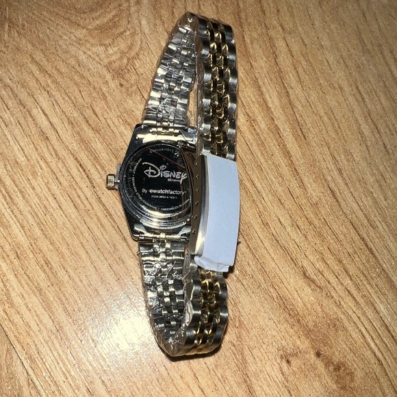 Disney ewatchfactory Mickey Mouse watch - Picture 4 of 8